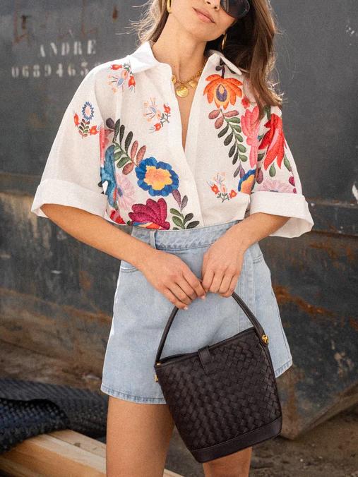 Camisa Carla Estampa Floral Manga Curta